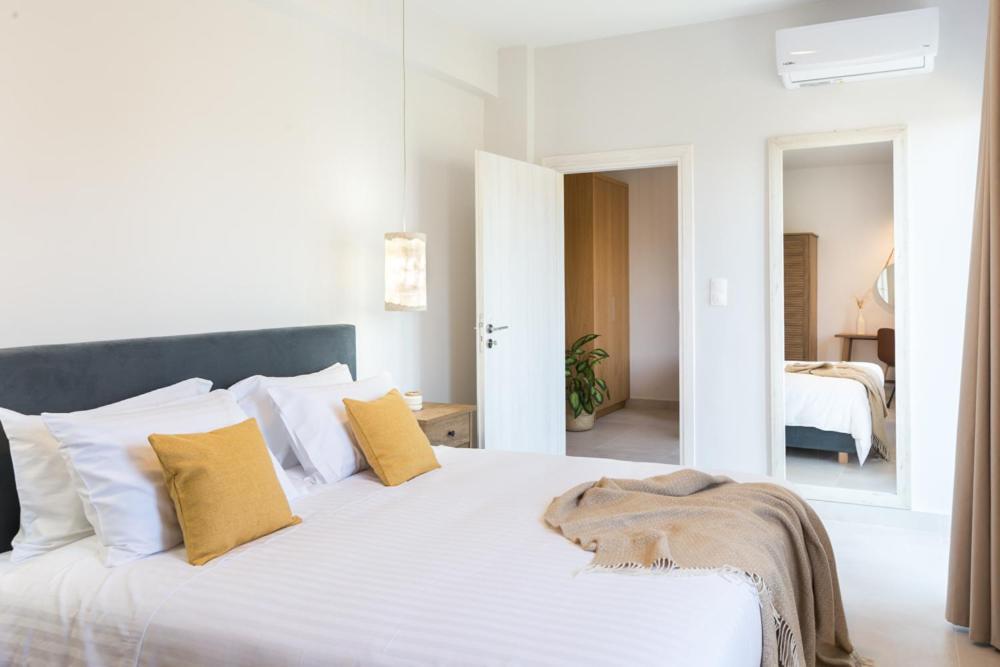Calmare Suites Rethymno  Exterior photo